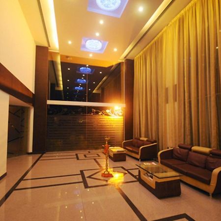 מנגלור The Verda Saffron Hotel מראה חיצוני תמונה