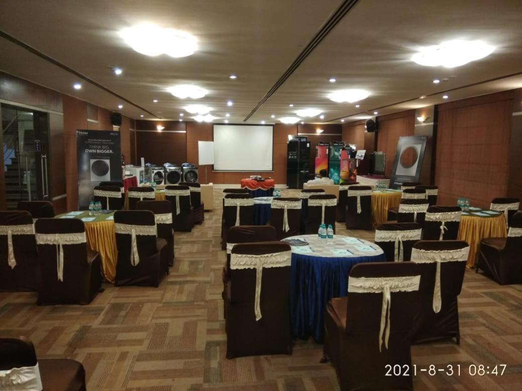 מנגלור The Verda Saffron Hotel מראה חיצוני תמונה