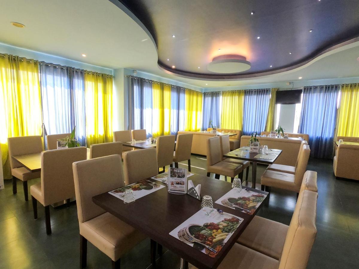 מנגלור The Verda Saffron Hotel מראה חיצוני תמונה