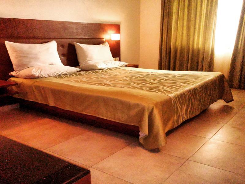 מנגלור The Verda Saffron Hotel מראה חיצוני תמונה